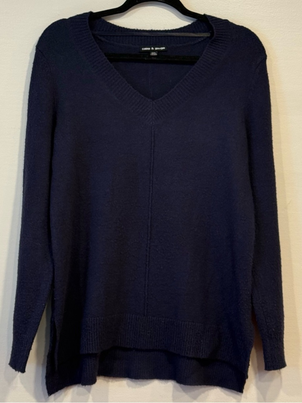 Cable & Gauge Navy V-Neck Soft Knit Long-Sleeve Pullover Sweater Women's Medium